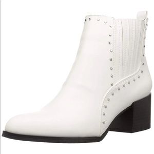 Circus Sam Edelman White Booties